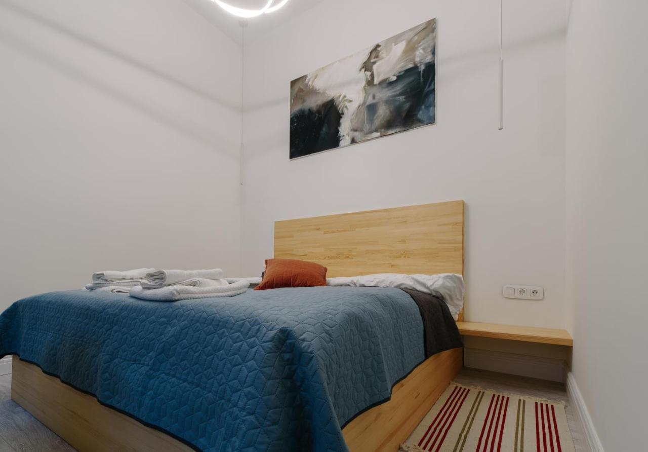 Apartment On Mikhalcuk *